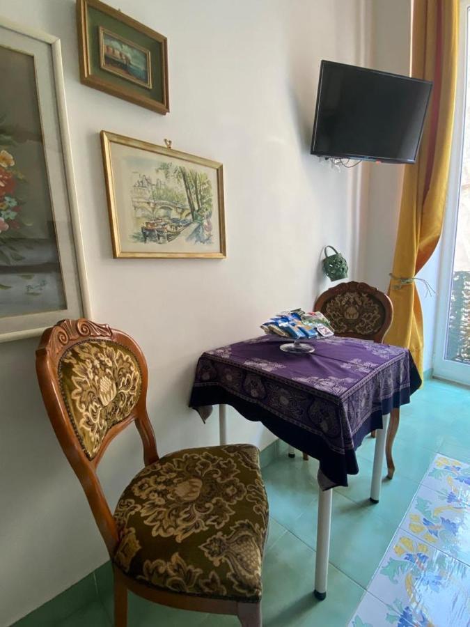 那不勒斯A Casa Di Claudia公寓 外观 照片